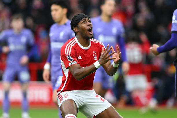 堡则更多依 堡则更多依