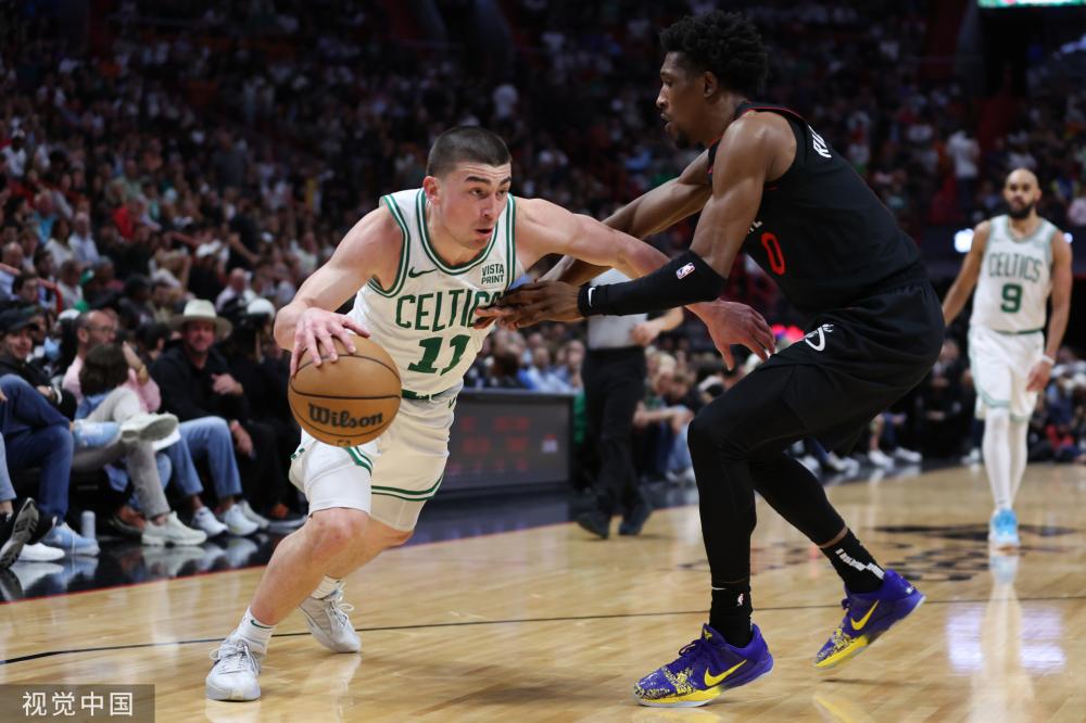 明星逐渐崭 明星逐渐崭