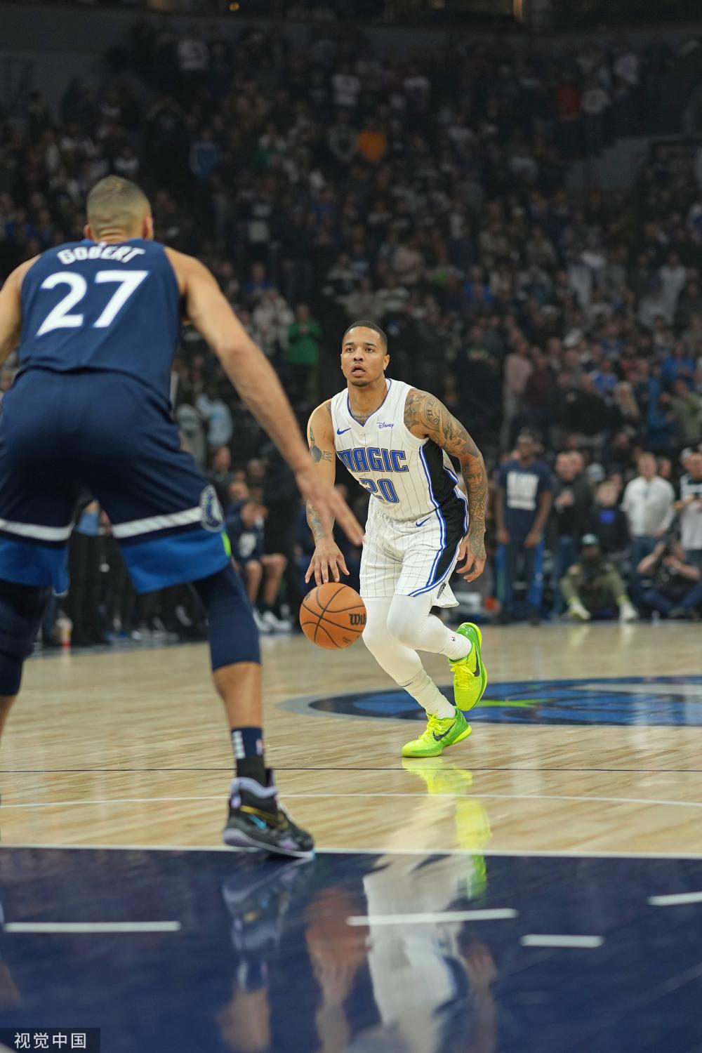 阵容上采取 阵容上采取