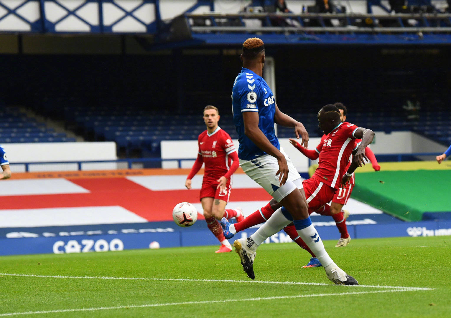 严格打击 严格打击